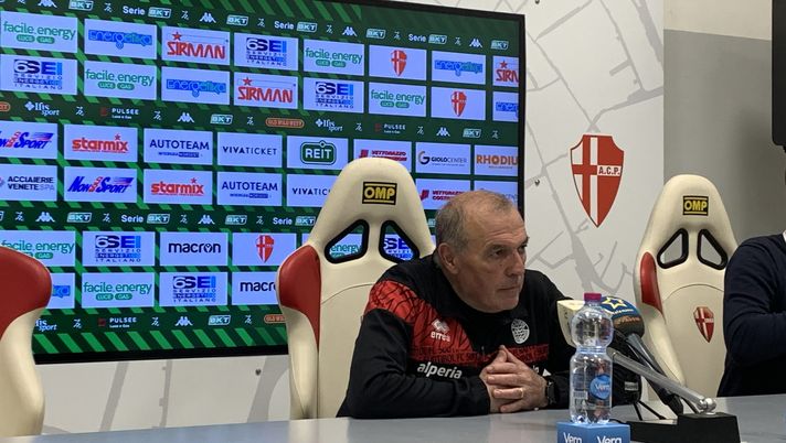 Padova-Südtirol, Castori: “Non voglio giudicare l’episodio del rigore: il pareggio è una beffa atroce” Padova-Südtirol, Castori: “Non voglio giudicare l’episodio del rigore: il pareggio è una beffa atroce” - immagine 1