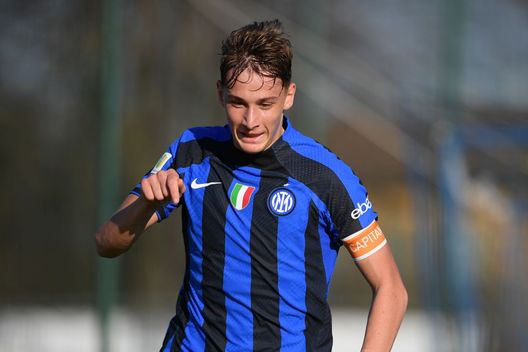 Inter, la gioia di Esposito dopo il rinnovo fino al 2030: “Il sogno continua”- immagine 2