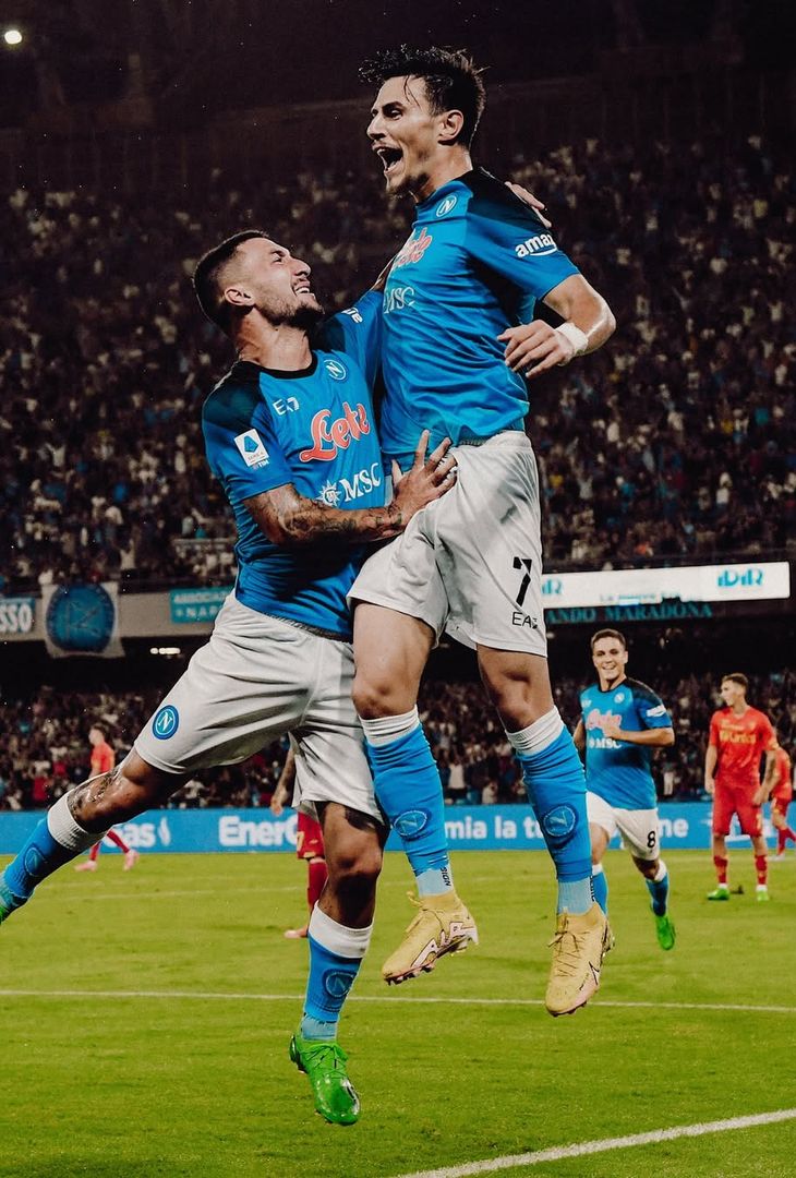 Il Napoli ricorda le sfide passate contro il Lecce: quante emozioni vissute – LE FOTO - immagine 6