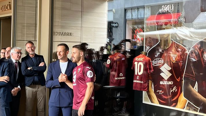 Torino, la giornata: allenamento e presentazione della seconda maglia - immagine 1