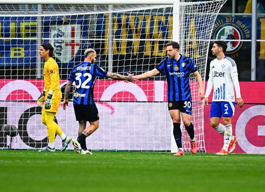 Getty Images Inter-Barcellona: in conferenza Bastoni ‘alleggerisce’ con una battuta. Inzaghi ride- immagine 2