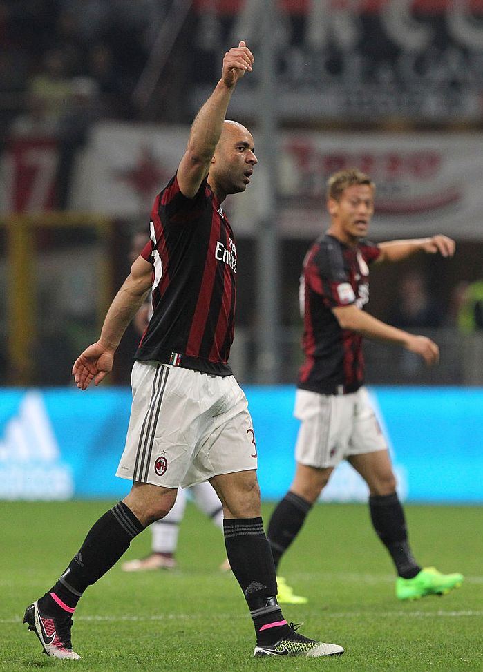 Il Milan non segna di testa in casa contro la Juventus da 8 anni...