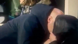 Italiano verso la giornalista di Sky Vanessa Leonardi. Il telecronista: “Un bacetto”