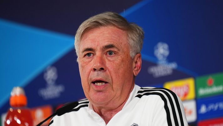 MADRID, SPAIN - MAY 08: Carlo Ancelotti, Head coach of Real Madrid speaks to the media during a press conference ahead of their UEFA Champions League semi-final first leg match against Manchester City FC at Valdebebas training ground on May 08, 2023 in Madrid, Spain. (Photo by Angel Martinez/Getty Images) Ancelotti: “Ho fatto 1.300 formazioni e 4.000 cambi, nessuno può darmi consigli” - immagine 1