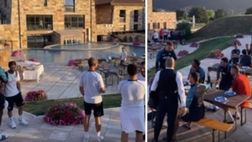 VIDEO / Napoli, cena di squadra in un posto da sogno. E Gollini filma tutto
