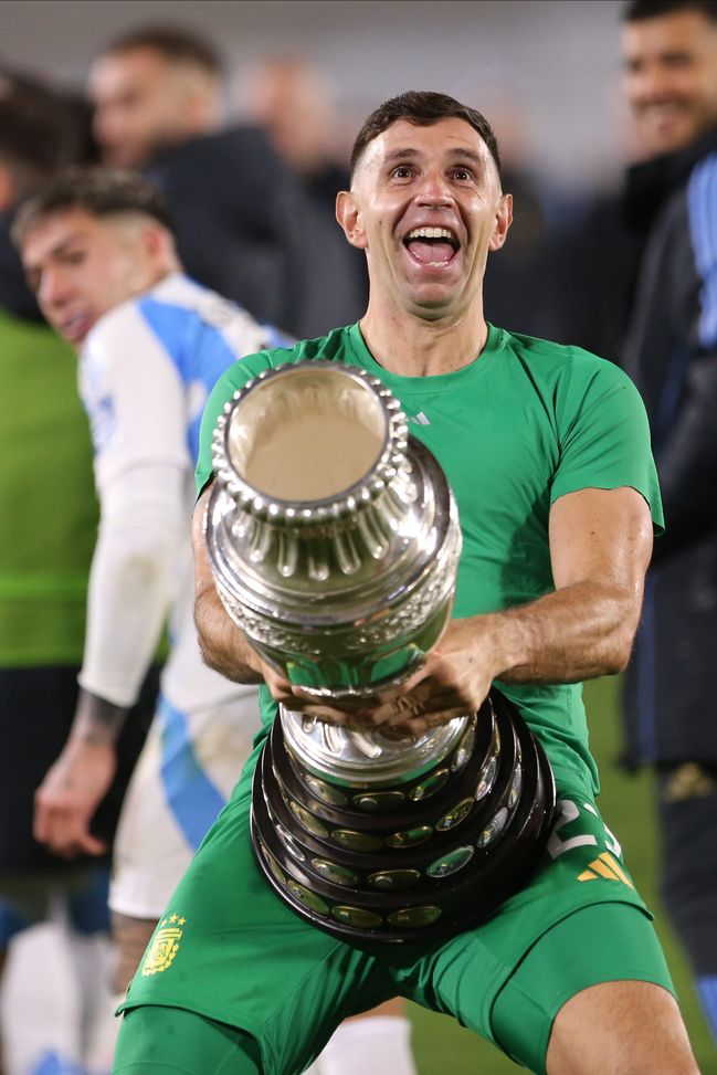 L’esultanza in Copa América costa caro, due giornate di squalifica a “Dibu” Martinez- immagine 3