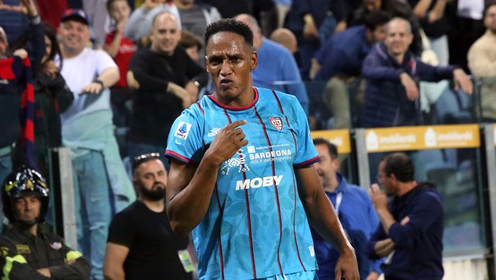 Verso Cagliari-Milan, Mina e Rodriguez in gruppo, rossoblù al lavoro - immagine 1