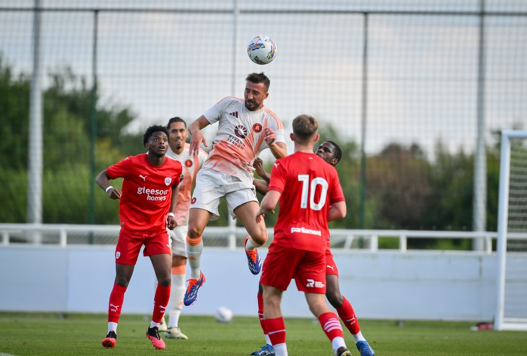 Barnsley-Roma 0-4 – FOTO GALLERY - immagine 45