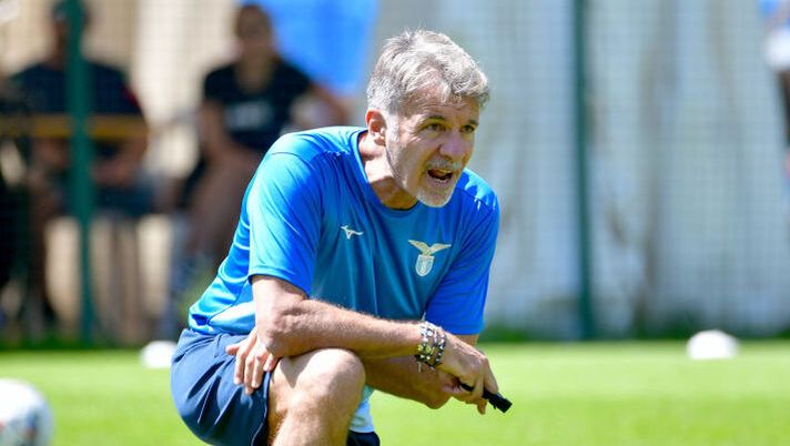 AURONZO DI CADORE, ITALY - JULY 21: SS Lazio head coach Marco Baroni attends the SS Lazio training session on July 21, 2024 in Auronzo di Cadore, Italy. (Photo by Marco Rosi - SS Lazio/Getty Images) Baroni: “Zaccagni capitano, una scelta mia: ecco perché! Guendouzi e Dele-Bashiru…” - immagine 1