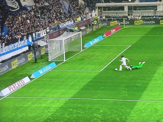 FINALE! Atalanta-Napoli 2-1: Beukema non basta. Azzurri sconfitti alla New Balance - immagine 7