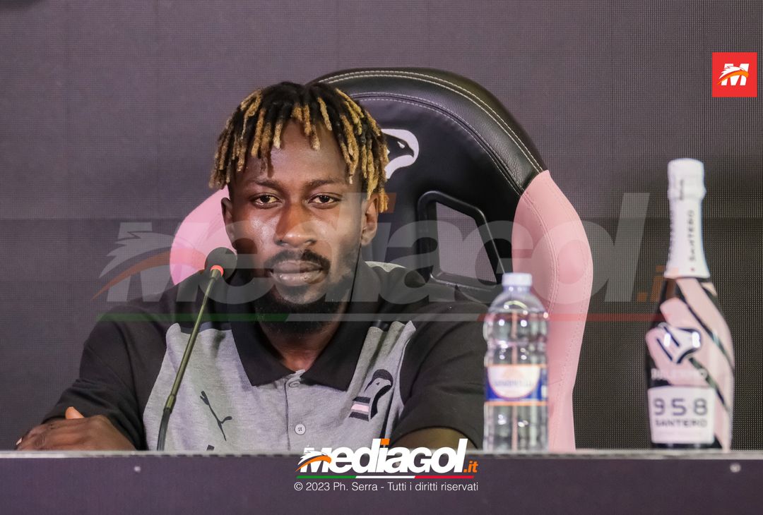 FOTO PALERMO, Mamadou Coulibaly presentato in conferenza stampa (GALLERY) - immagine 7