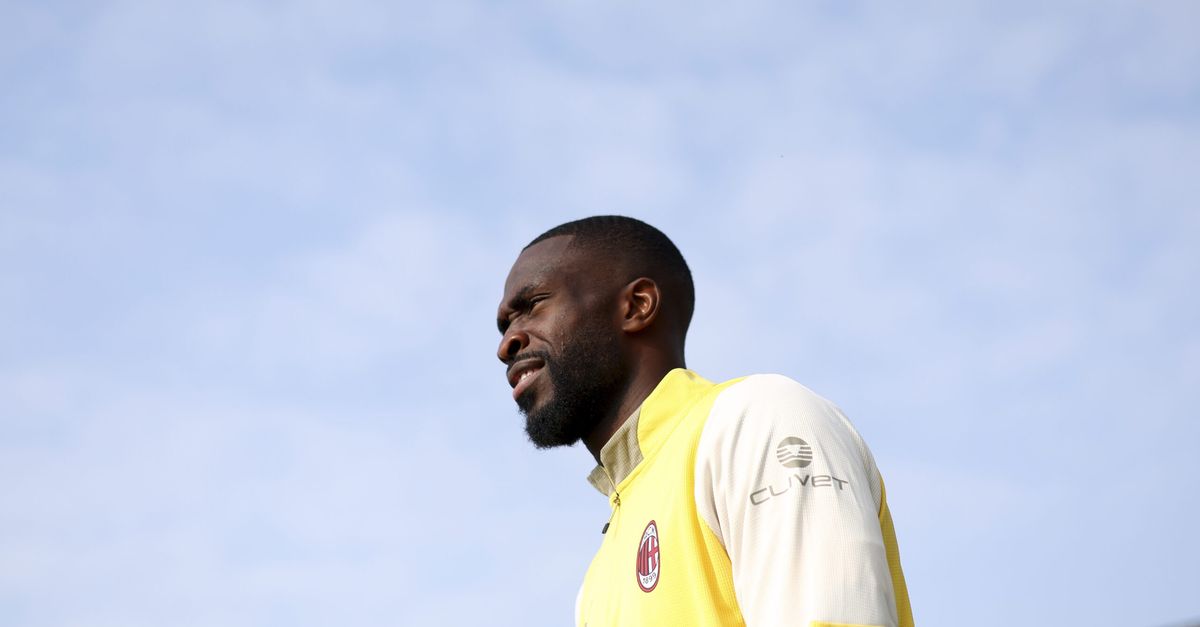 Milan, Tomori: “Fiorentina? Siamo contenti, abbiamo giocato bene. L’ambiente è positivo” Milan, Tomori: “Fiorentina? Siamo contenti, abbiamo giocato bene. L’ambiente è positivo”