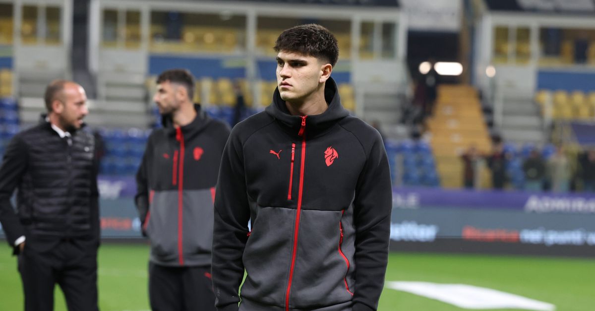 Milan, parla Bartesaghi: “Allegri? Mi sta dando una grande mano. Mi ispiro a Theo ma…”