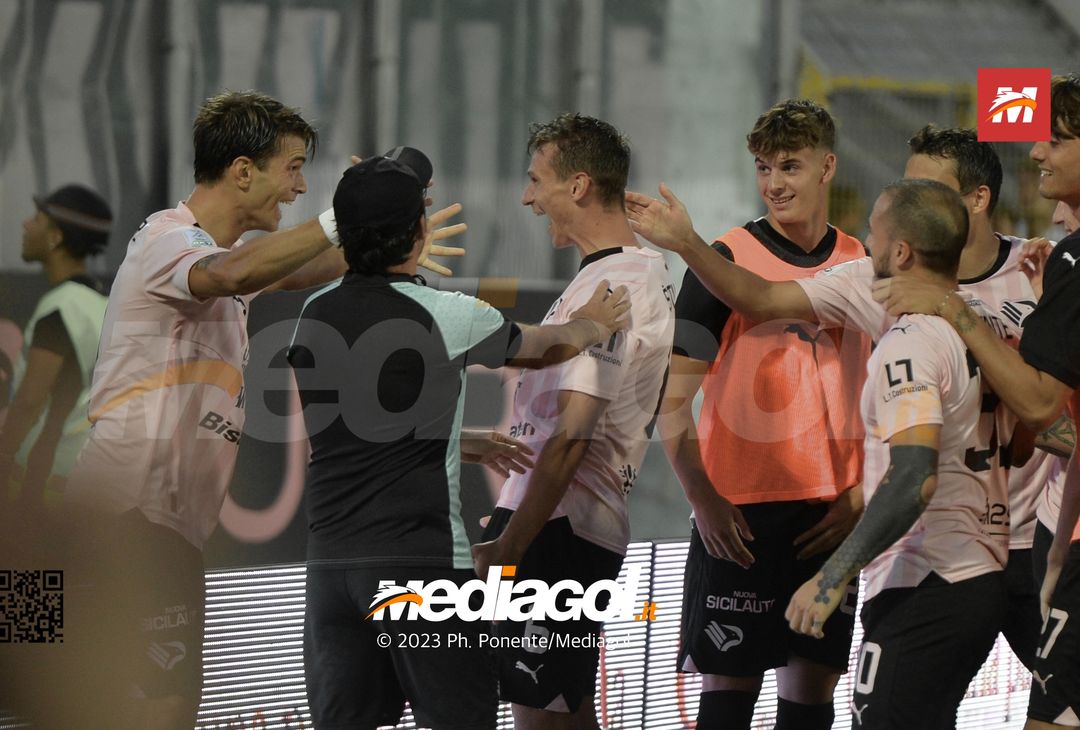 FOTO Palermo-Feralpisalò 3-0, 4ª giornata Serie B 2023-2024 (GALLERY) - immagine 91