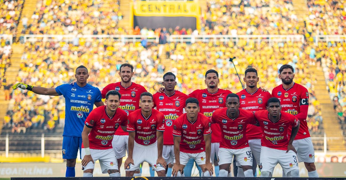 Venezuela, aquí Caracas protesta en El Clásico con el Táchira