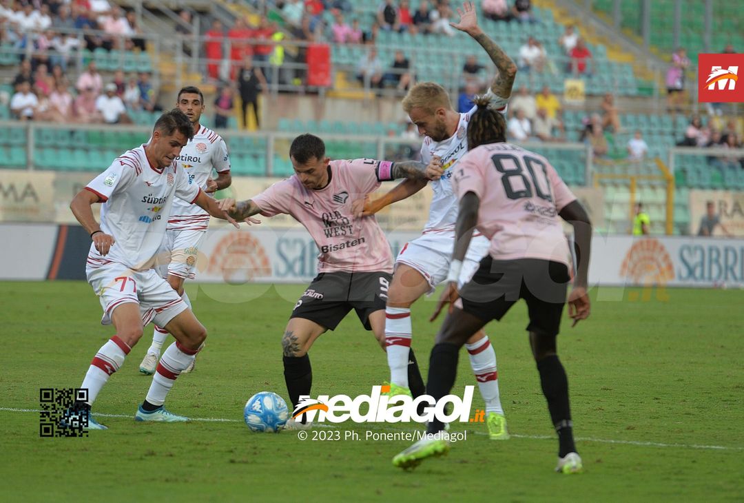 FOTO Palermo-Sudtirol 2-1, 8ª giornata Serie B 2023-2024 (GALLERY) - immagine 25