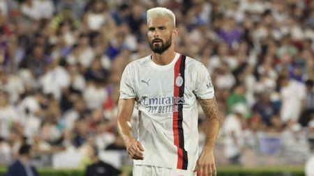 PASADENA, CALIFORNIA - JULY 23: Olivier Giroud looks on during the pre-season friendly match between Real Madrid and AC Milan at Rose Bowl Stadium on July 23, 2023 in Pasadena, California. (Photo by Giuseppe Cottini/AC Milan via Getty Images)