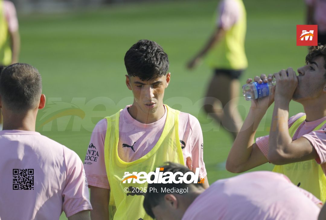 FOTO, l’occhio attento di Pippo Inzaghi al ritiro del Palermo - immagine 81