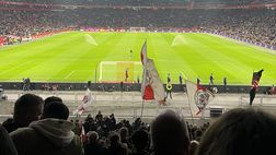 Ajax, Jordan Henderson ferma la super capolista PSV nel derby de Topper