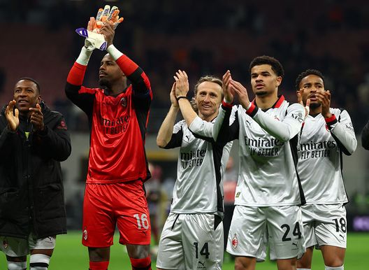 Allegri: “Noi guardiamo ancora dietro. Con questa classifica bella partita a Napoli”- immagine 2