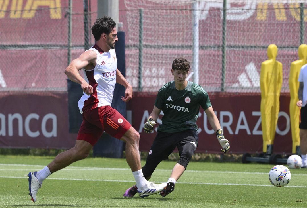 Trigoria, la ripresa degli allenamenti in vista del Torino – FOTO GALLERY - immagine 14