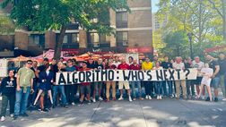 Roma club New York, spunta lo striscione: ”Algoritmo: who’s next?