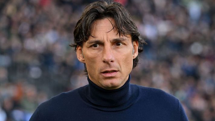 UDINE, ITALY - NOVEMBER 12: Gabriele Cioffi head coach of Udinese Calcio during the Serie A TIM match between Udinese Calcio and Atalanta BC at Dacia Arena on November 12, 2023 in Udine, Italy. (Photo by Alessandro Sabattini/Getty Images) Cioffi: “Affronteremo i 18 minuti contro la Roma con coraggio e determinazione” - immagine 1