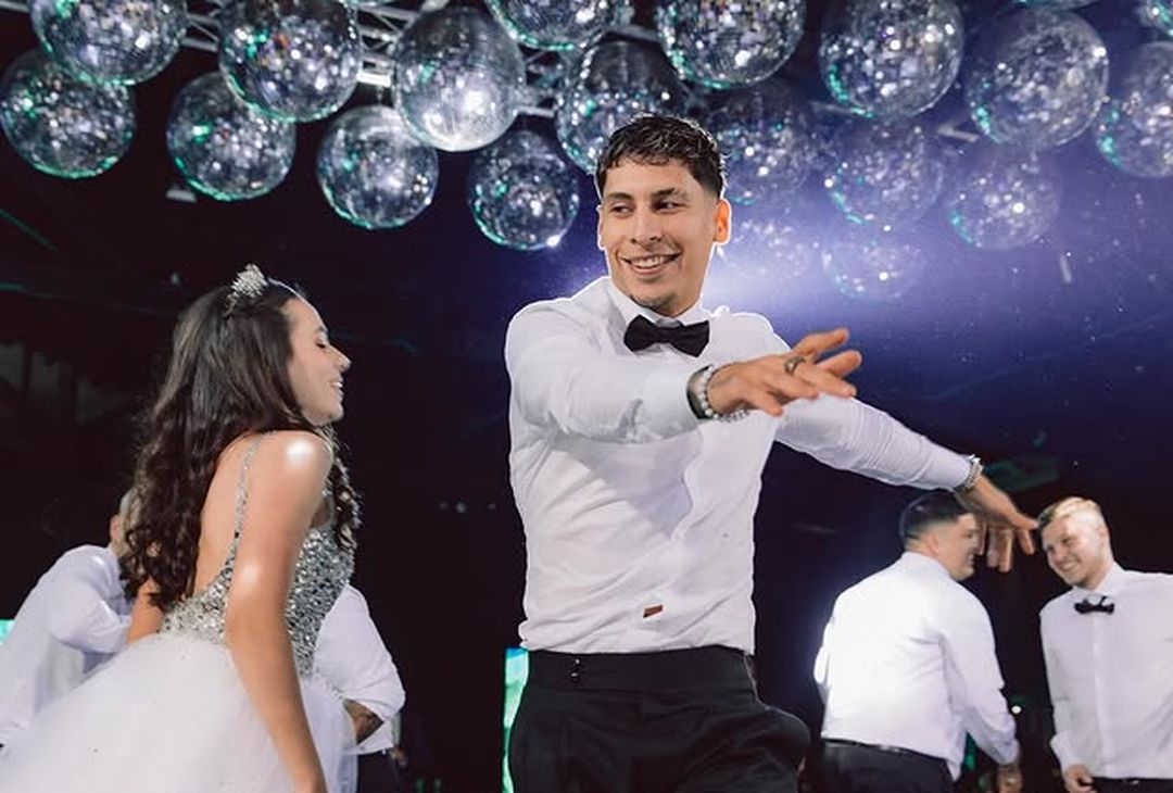 Olivera show, musica e passi di danza alla festa della sorella – LA FOTOGALLERY - immagine 11