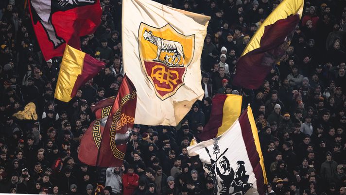 Giudice Sportivo, multa di 2mila euro alla Roma per lancio di un petardo - immagine 1