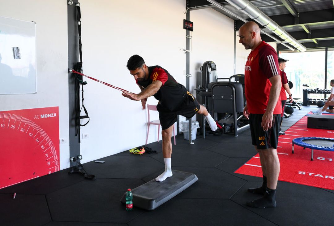 Roma, allenamento tra palestra e campo a Monzello: Dybala c’è – FOTO GALLERY - immagine 25