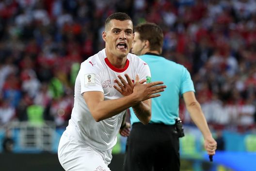 Svizzera-Serbia, “Amici mai”: nel 2018 Shaqiri e Xhaka fecero infuriare Belgrado- immagine 3