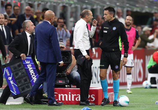 Allegri-Di Francesco è molto più di una partita: giacca, orgoglio e panchine bollenti- immagine 3
