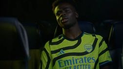 Arsenal, la nuova maglia away stupisce (VIDEO)
