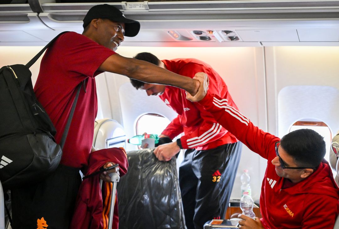 Roma, la partenza per l’amichevole in Australia con il Milan – FOTO GALLERY - immagine 10