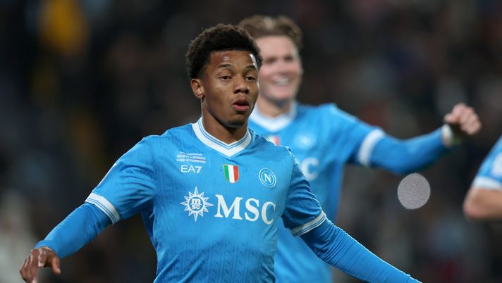 La Supercoppa Italiana è del Napoli: decide la doppietta di Neres. Bologna ko 2-0 - immagine 1