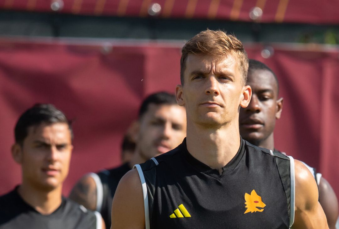 Roma, allenamento mattutino a Trigoria in vista dell’Hellas Verona – FOTO GALLERY - immagine 5