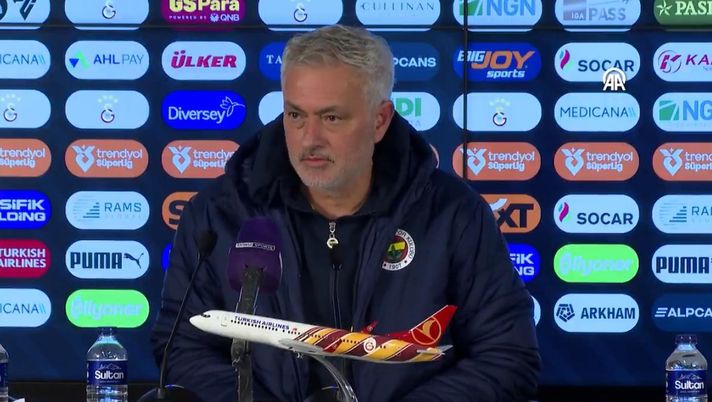 Mourinho, arriva la stangata dopo Galatasaray-Fenerbahce: 4 giornate - immagine 1