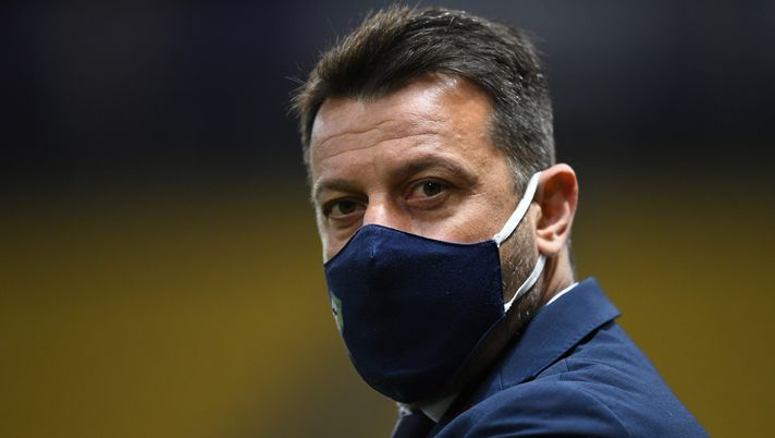 PARMA, ITALY - MARCH 19: Roberto D'Aversa, manager of Parma Calcio, looks on during the Serie A match between Parma Calcio and Genoa CFC at Stadio Ennio Tardini on March 19, 2021 in Parma, Italy. (Photo by Alessandro Sabattini/Getty Images) Parma, D’Aversa è imbattuto contro il Toro. E quelle polemiche per il Covid… - immagine 1