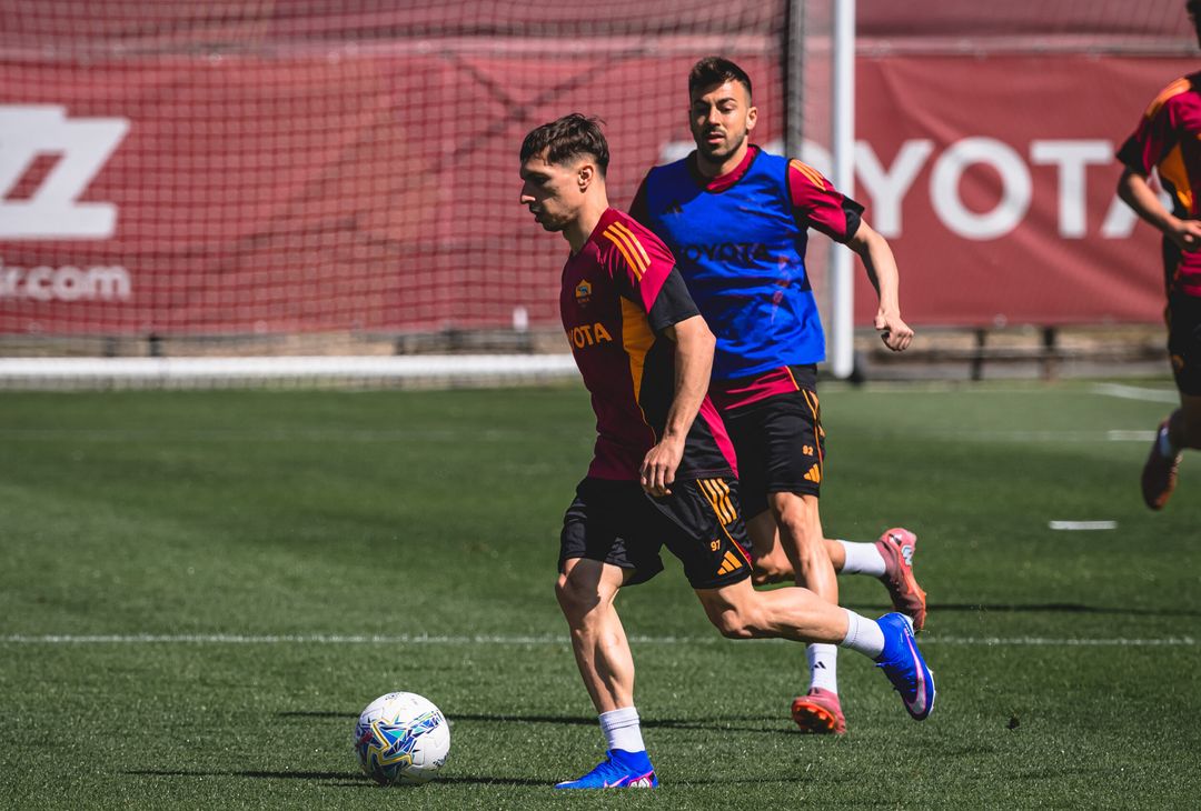 Trigoria, la ripresa degli allenamenti a -5 da Roma-Fiorentina – FOTO GALLERY - immagine 21