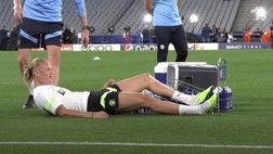 VIDEO / Manchester City, Haaland crolla sulle bottiglie in allenamento