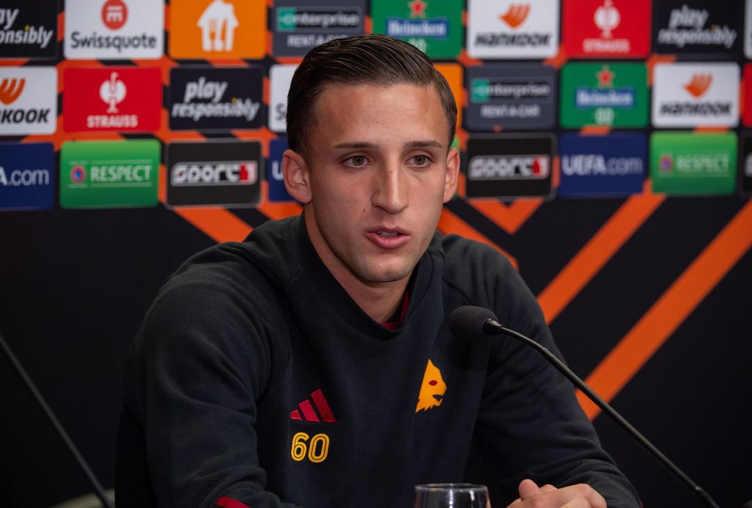 Slavia Praga-Roma, la conferenza stampa di Mourinho e Pagano – FOTOGALLERY - immagine 6