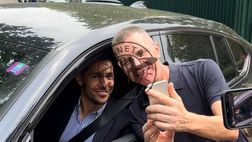 VIDEO – Milan, Moncada firma autografi e parla di Ibra e Taremi | PM News
