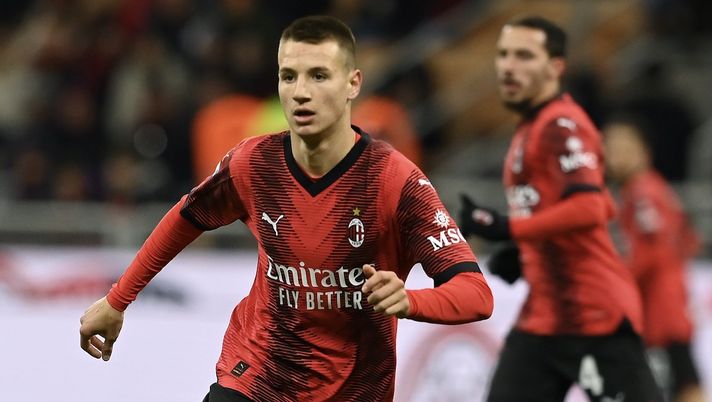 Francesco Camarda AC Milan Milan-Frosinone 3-1 Serie A 2023-2024