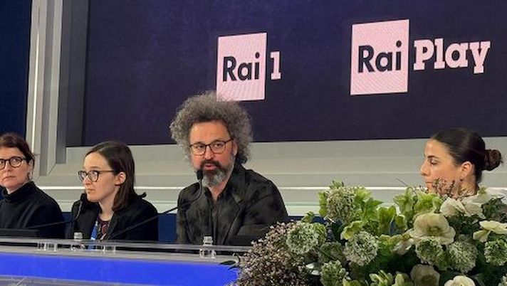 Sanremo, Cristicchi: “Sta accadendo l’imponderabile. Non c’è retorica, ho voluto…” Sanremo, Cristicchi: “Sta accadendo l’imponderabile. Non c’è retorica, ho voluto…” - immagine 1