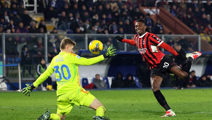 CASA ROSSONERA – Quello scavetto sul lago di Como… - immagine 1