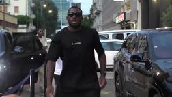 Calciomercato Milan – Fofana, selfie e autografi con i tifosi | VIDEO