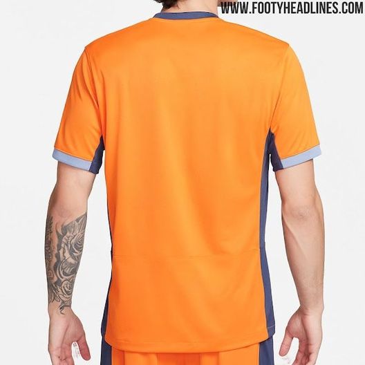 Inter, ecco come sarà la terza maglia: spuntano le prime foto ufficiali- immagine 4