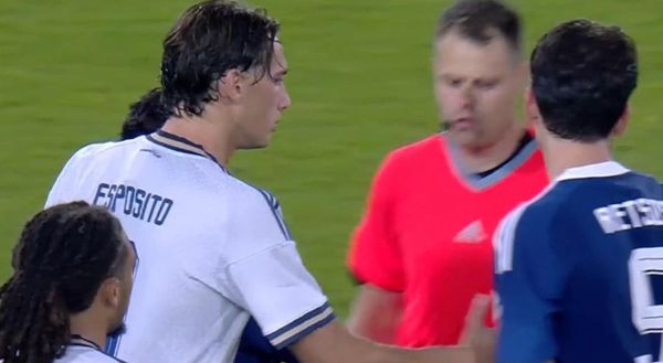 screen rai 1 tv Grecia-Italia finisce 0-1: ancora decisivo Esposito che esce all’87esimo- immagine 2