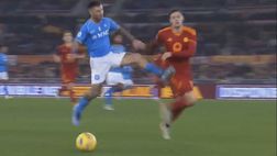 Roma-Napoli, il folle gesto di Politano e la foga di Osimhen: le espulsioni