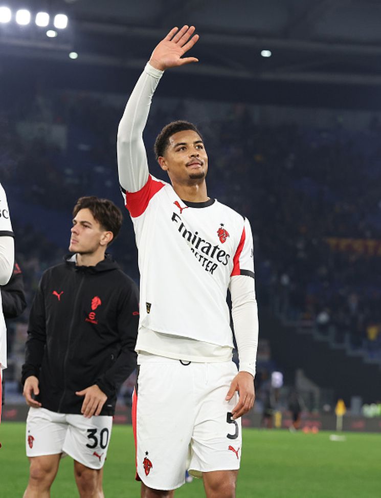 Koni De Winter ieri a Roma a fine partita (Photo by Claudio Villa/AC Milan via Getty Images) casa-rossonera-pareggio-ok-guardando-indietro